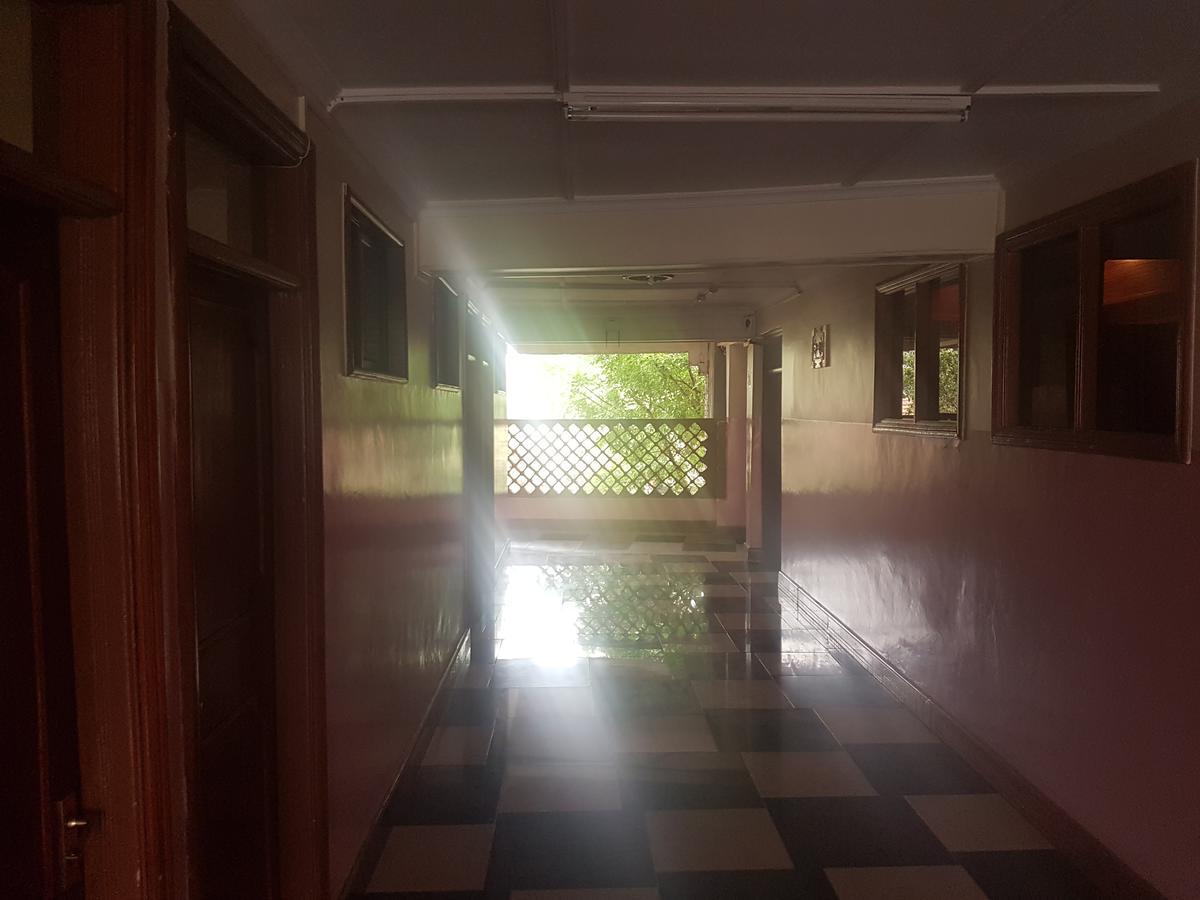 Kenya Continental Hotel Найроби Экстерьер фото