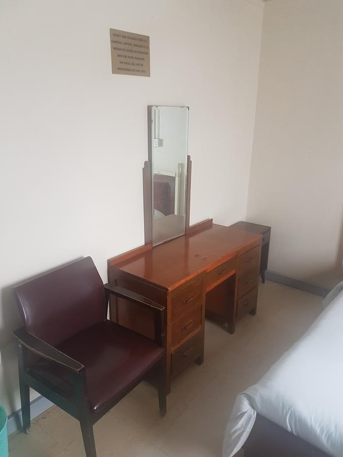 Kenya Continental Hotel Найроби Экстерьер фото
